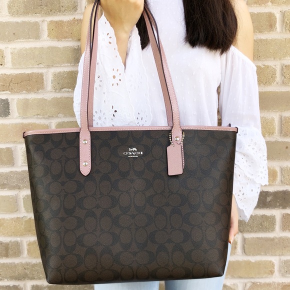 Gaby’sBags👜💕- NWT Coach Purse - Picture 2 of 7